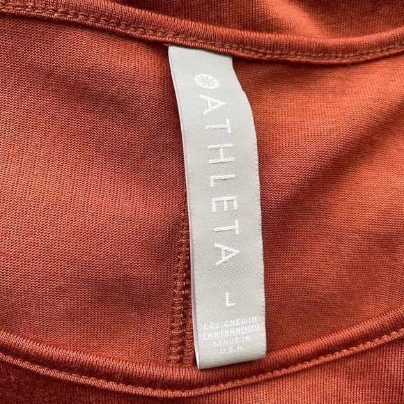 Athleta terracota top, Size L - Picture 3 of 4